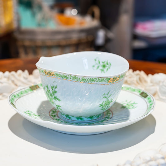 キッチン雑貨 陶器製 ティーカップ ホワイト・グリーン 右横