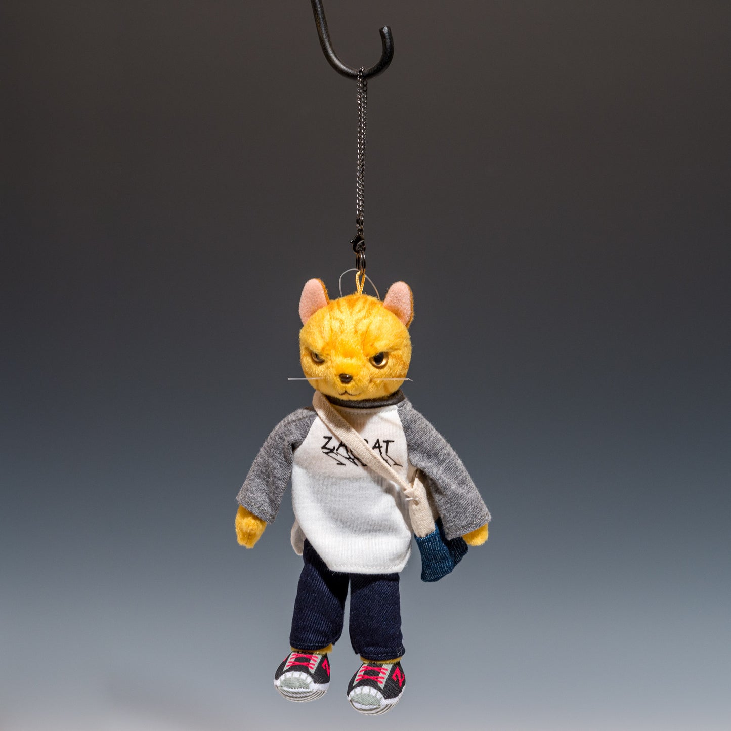 ZAP CAT ザップキャット マスコット シュン | 内藤デザイン研究所の正面から