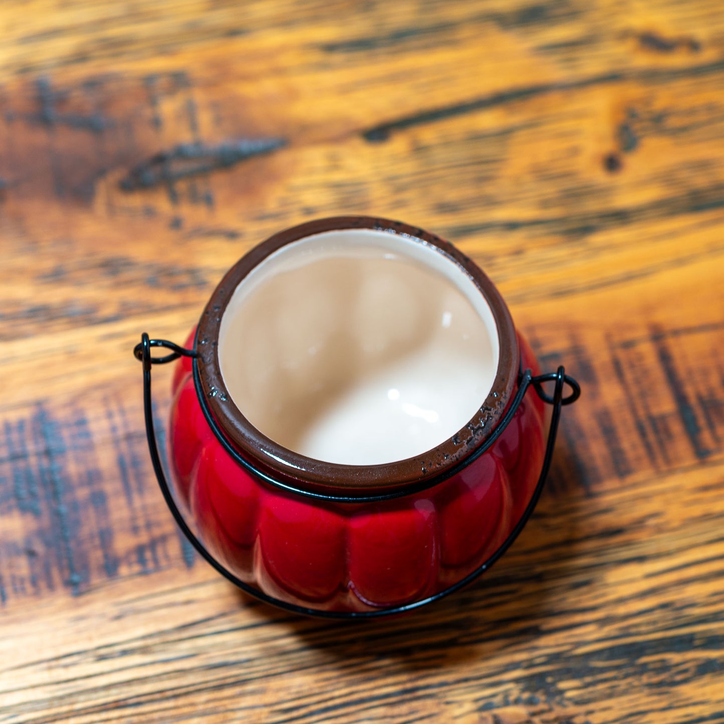 陶器製 ワイヤーアーム付き カラフルフラワーポット レッド 内側