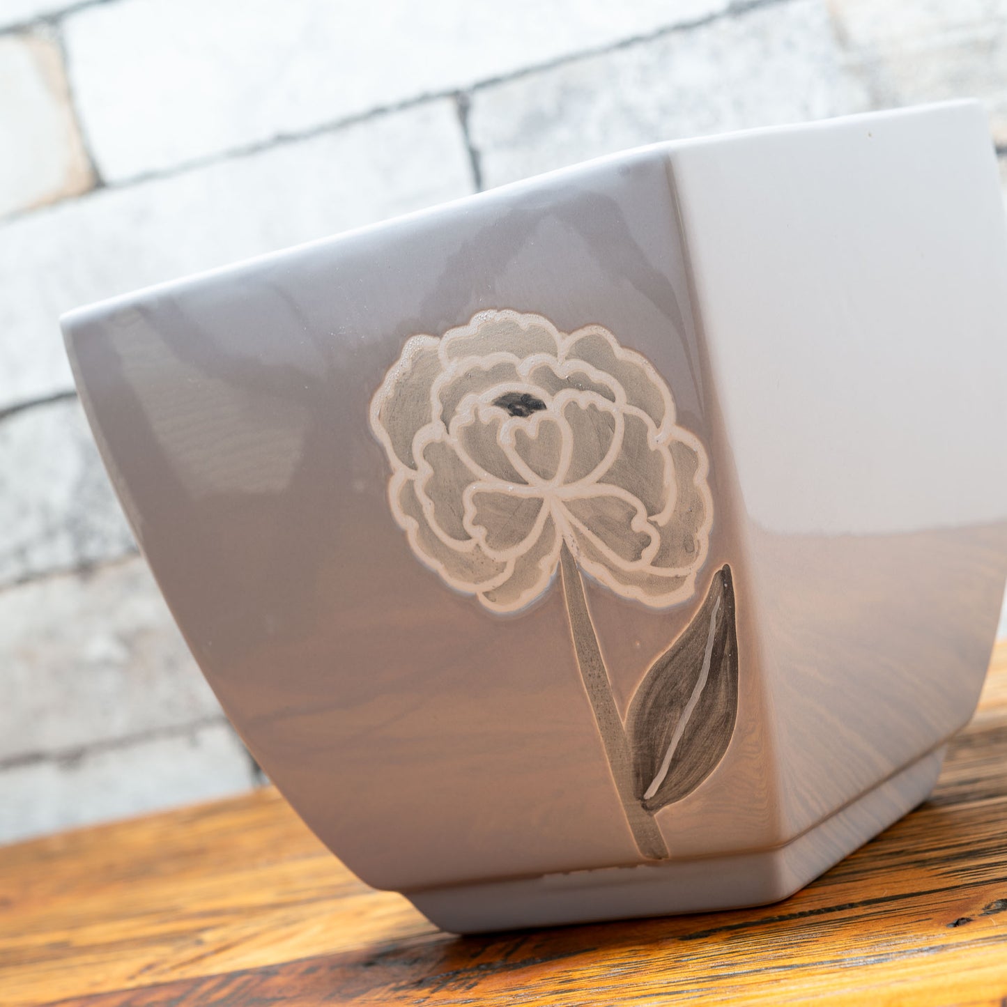 ガーデニング雑貨 ポルトガル製 陶器 ローズグレー プランター 鉢カバー アップ