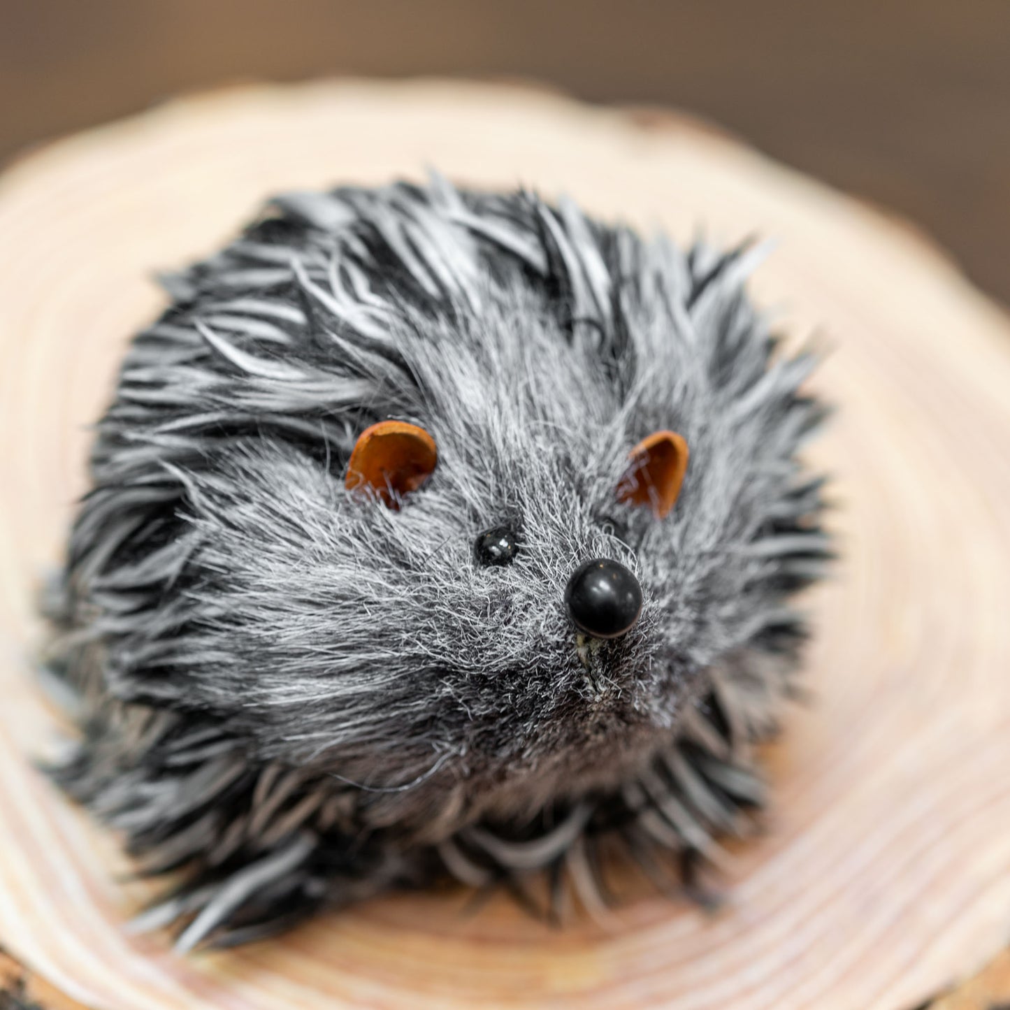 ヘッジホッグ ハリネズミ ペア置物 Lサイズ 右横顔