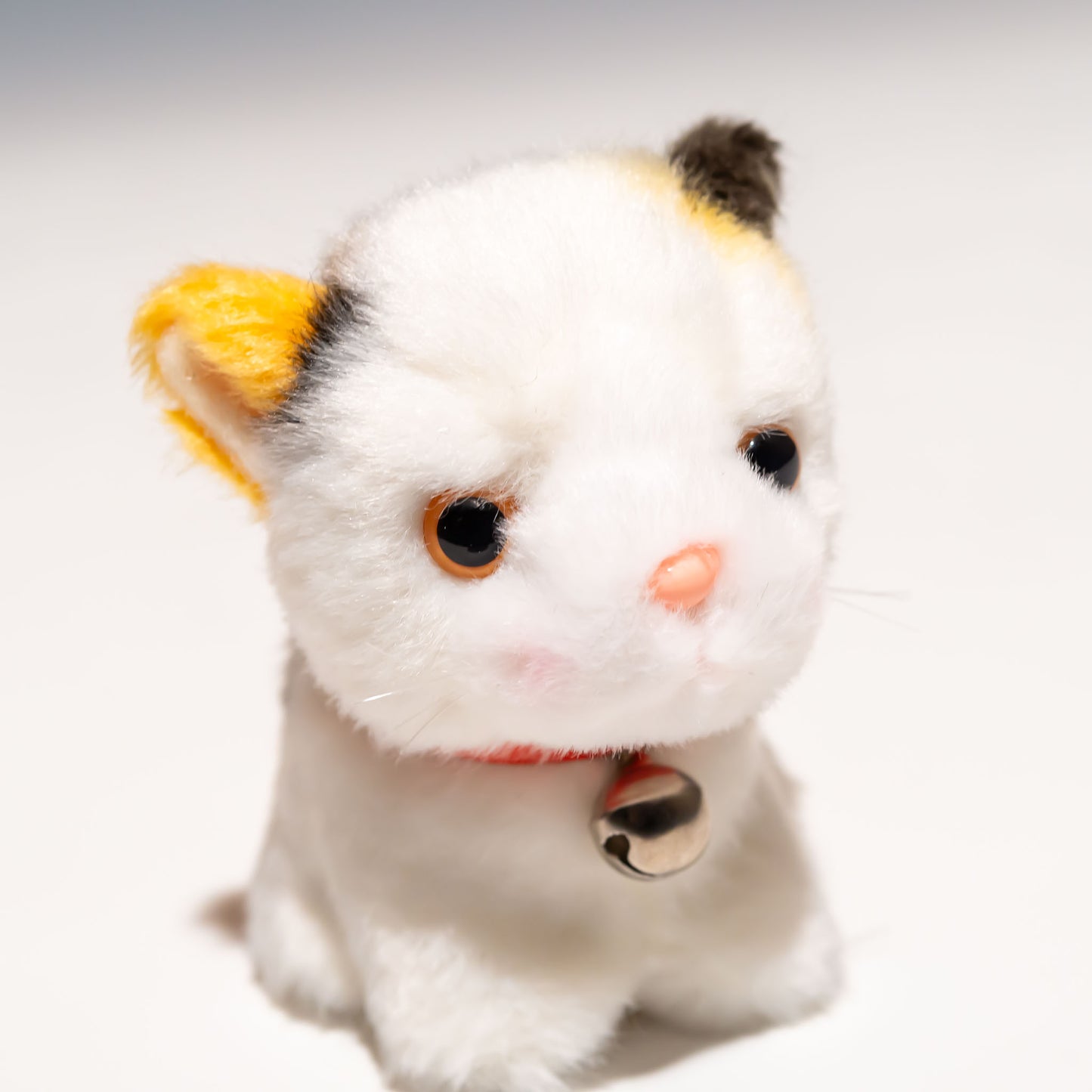 たけのこ TAKENOKO ぬいぐるみ キャンディシェリー ミケネコ 48218 右横顔