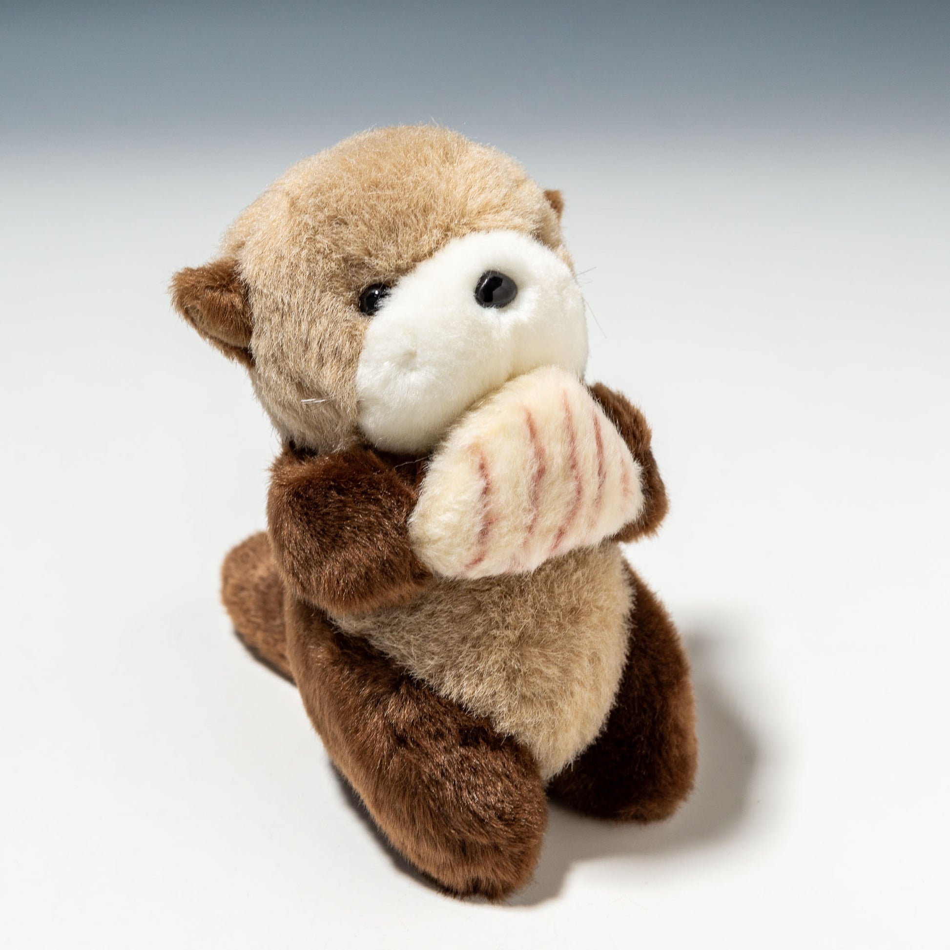 たけのこ TAKENOKO ぬいぐるみ マリンシリーズ NEWラッコ SS 10751 左横