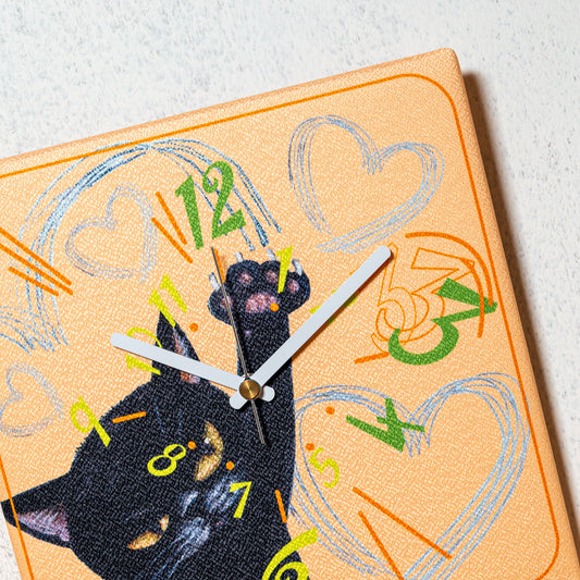 内藤デザイン研究所 スクラッチ 壁掛け時計 オレンジ アップ