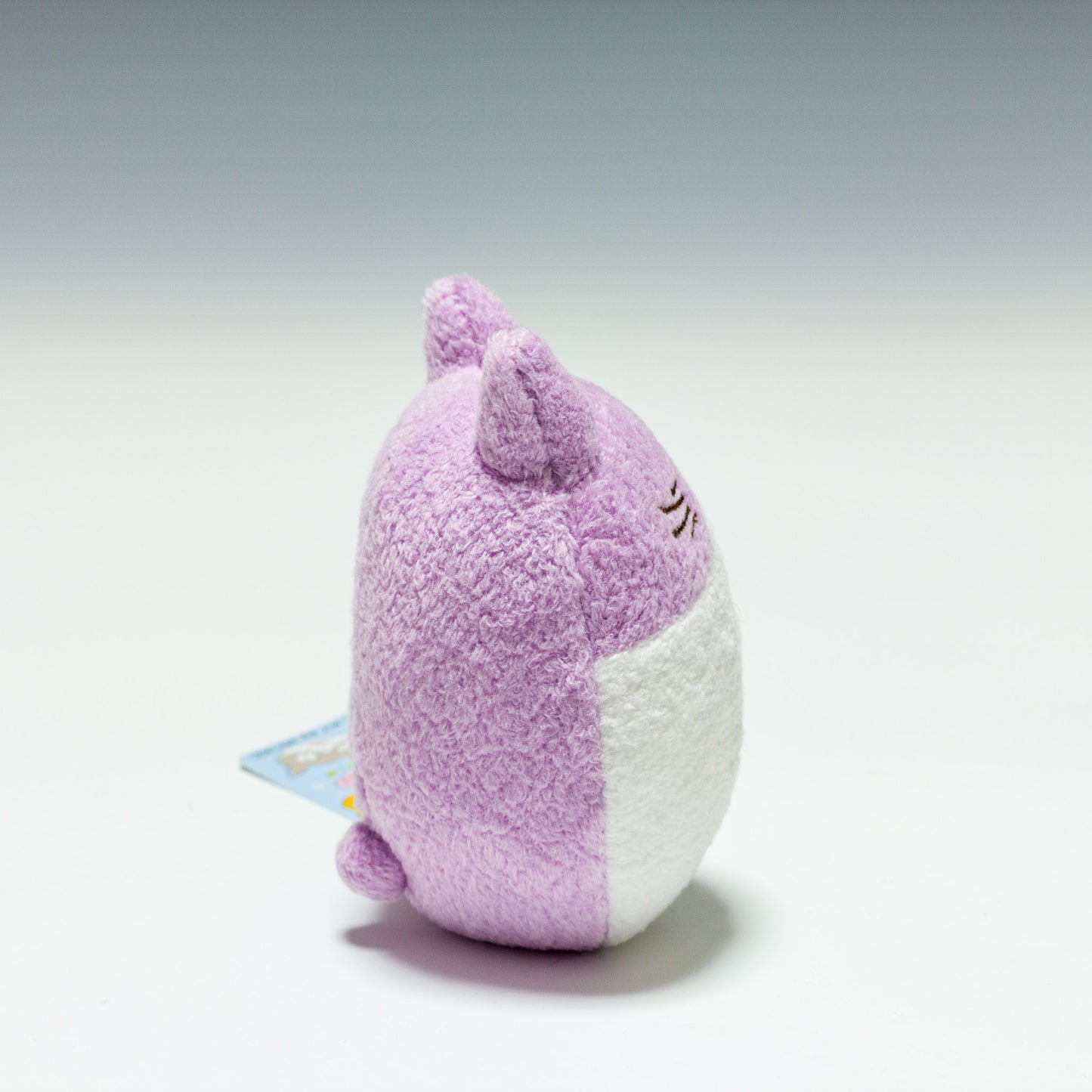 内藤デザイン研究所 ぬいぐるみ くるねこ 起きあがり胡ぼち もんさん 左横から