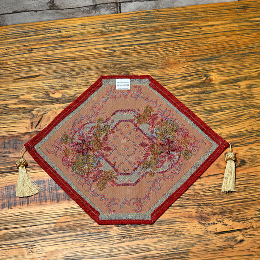 ベルギー製 ゴブラン織り タッセル付きテーブルセンターマット TRIANA レッド 幅32.5×長さ42cm 裏面