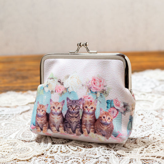猫ちゃんプリント柄 財布・がま口 5匹の猫ちゃん ローズキャッツ 正面