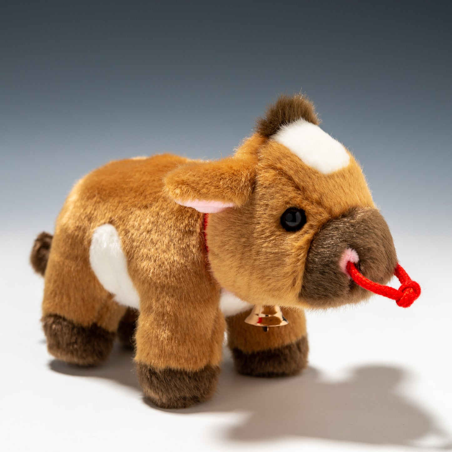 ジャージー牛 S F0151・L F0152 | キュート販売 CUTEの右横