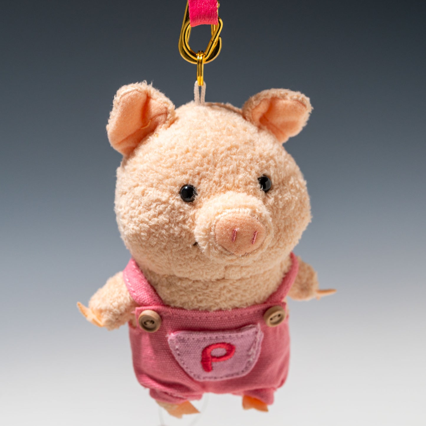 内藤デザイン研究所 ぬいぐるみ ぷーとん おでかけピンク マスコット アップ