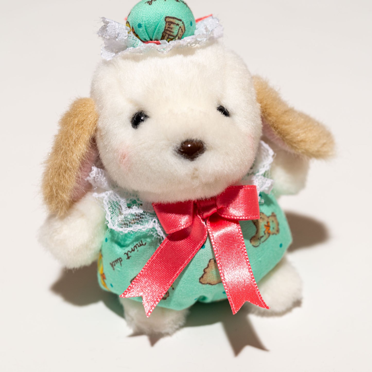 たけのこ TAKENOKO ぬいぐるみ プチぶらんでーと ボールチェーン イヌ 90203 リボン