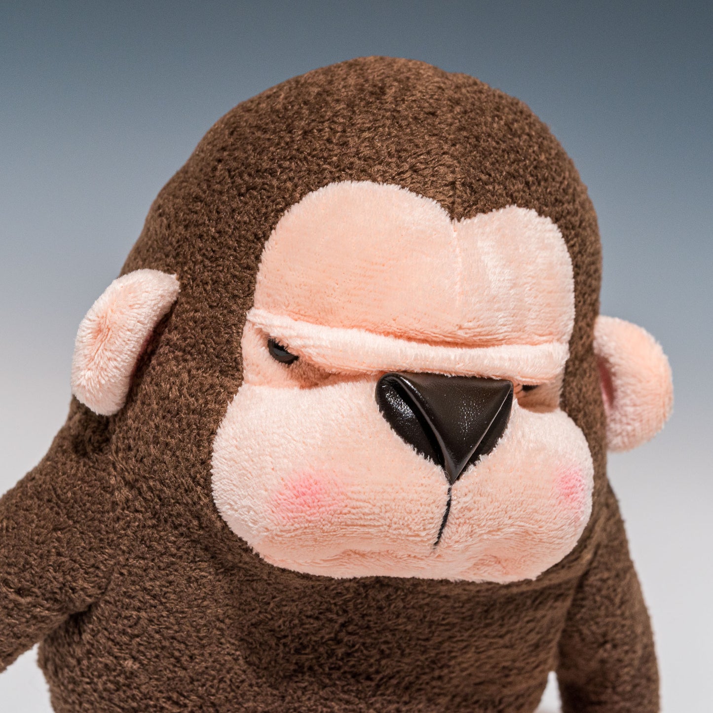 シナダ SHINADA ぬいぐるみ ゴリラララ(M)ダークブラウン GORA-0128D 右横顔