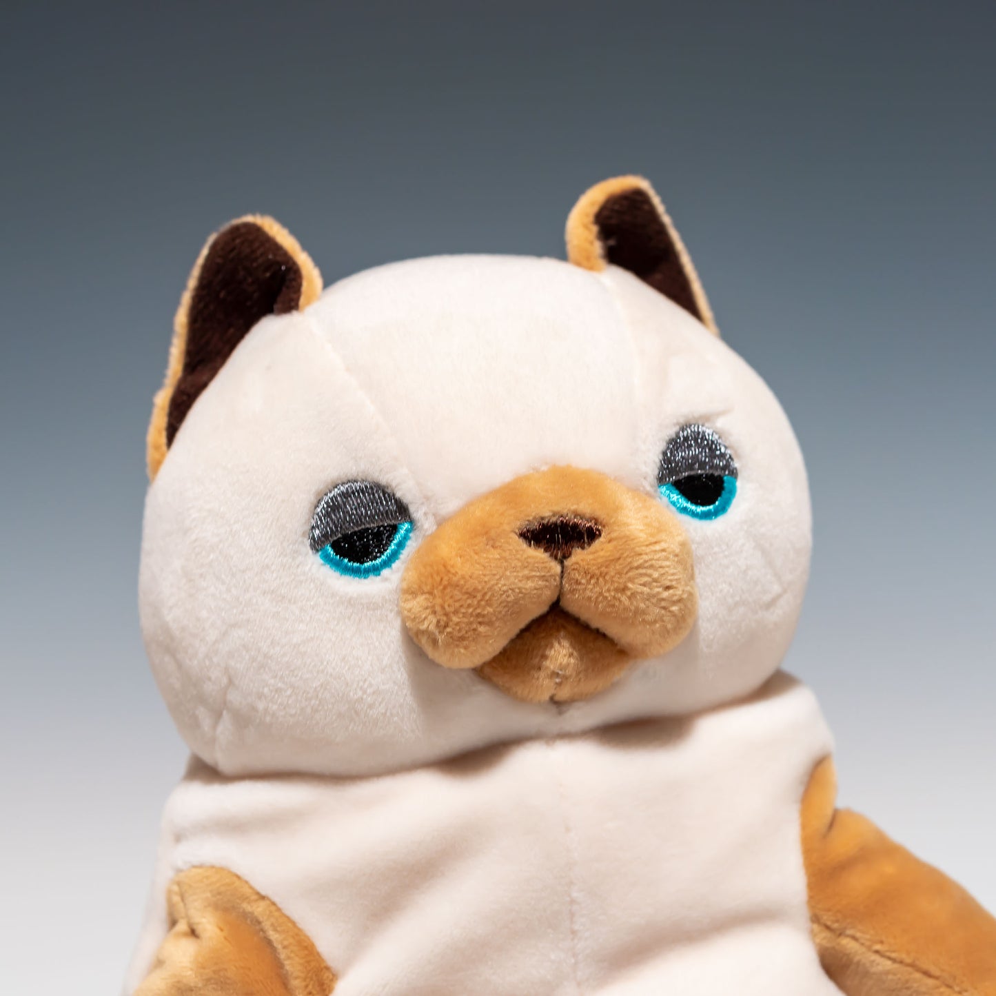 シナダ SHINADA ぬいぐるみ もちねこ シャム(M) MONE-0230S 右横顔