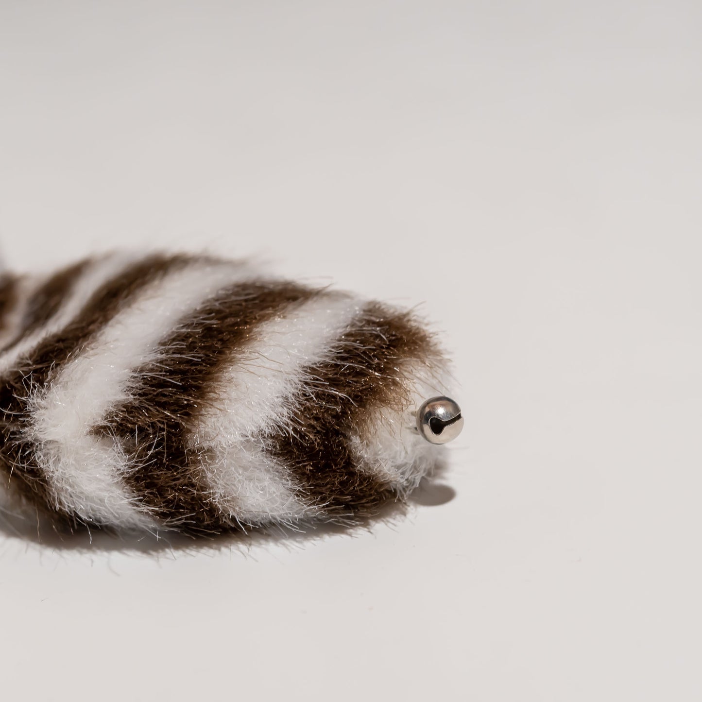 たけのこ TAKENOKO ぬいぐるみ プチプチどりーむ プチレッサー 白 68303 尻尾の鈴