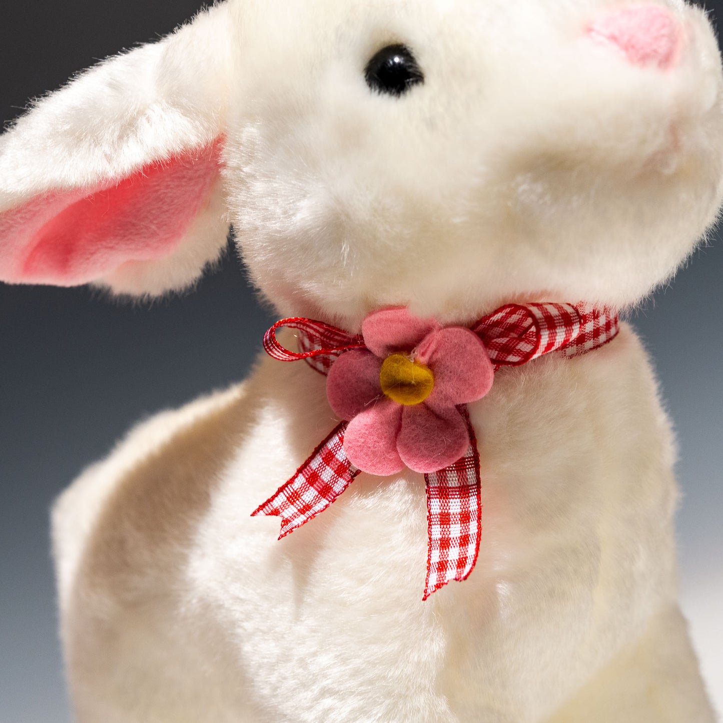 CUTE キュート販売 ぬいぐるみ 仔やぎのメイちゃん M F0101 花びら付きリボン