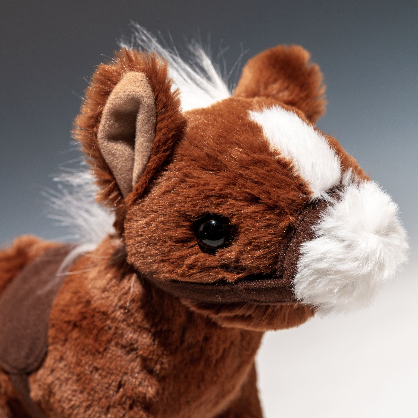 CUTE キュート販売 ぬいぐるみ ウマ 立ち M NEW F0207 右横顔