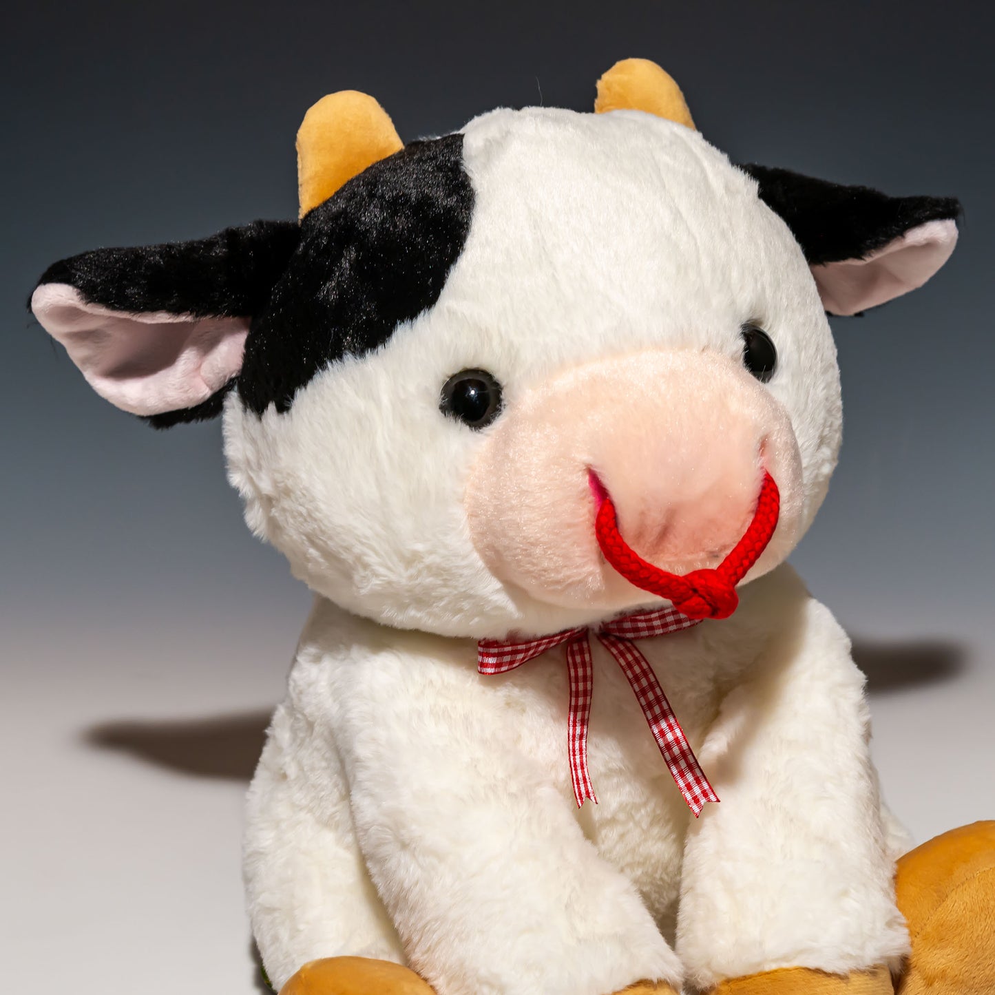 CUTE キュート販売 ぬいぐるみ ウシさん おすわり L F0275 右横顔