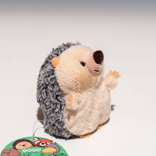 内藤デザイン研究所 ぬいぐるみ 大陸散歩 ぽちゃまる Sサイズ ハリネズミ 右横から