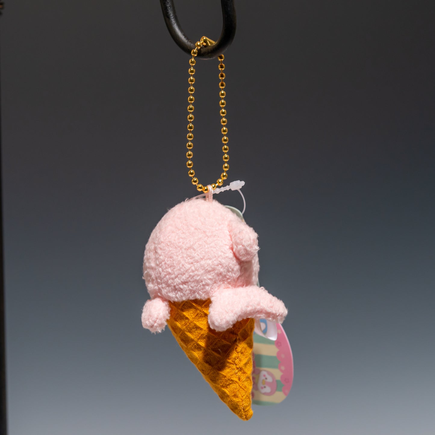 内藤デザイン研究所 ぬいぐるみ 海中散歩 アイスフレンズ マスコット(イルカベリー)の後ろ