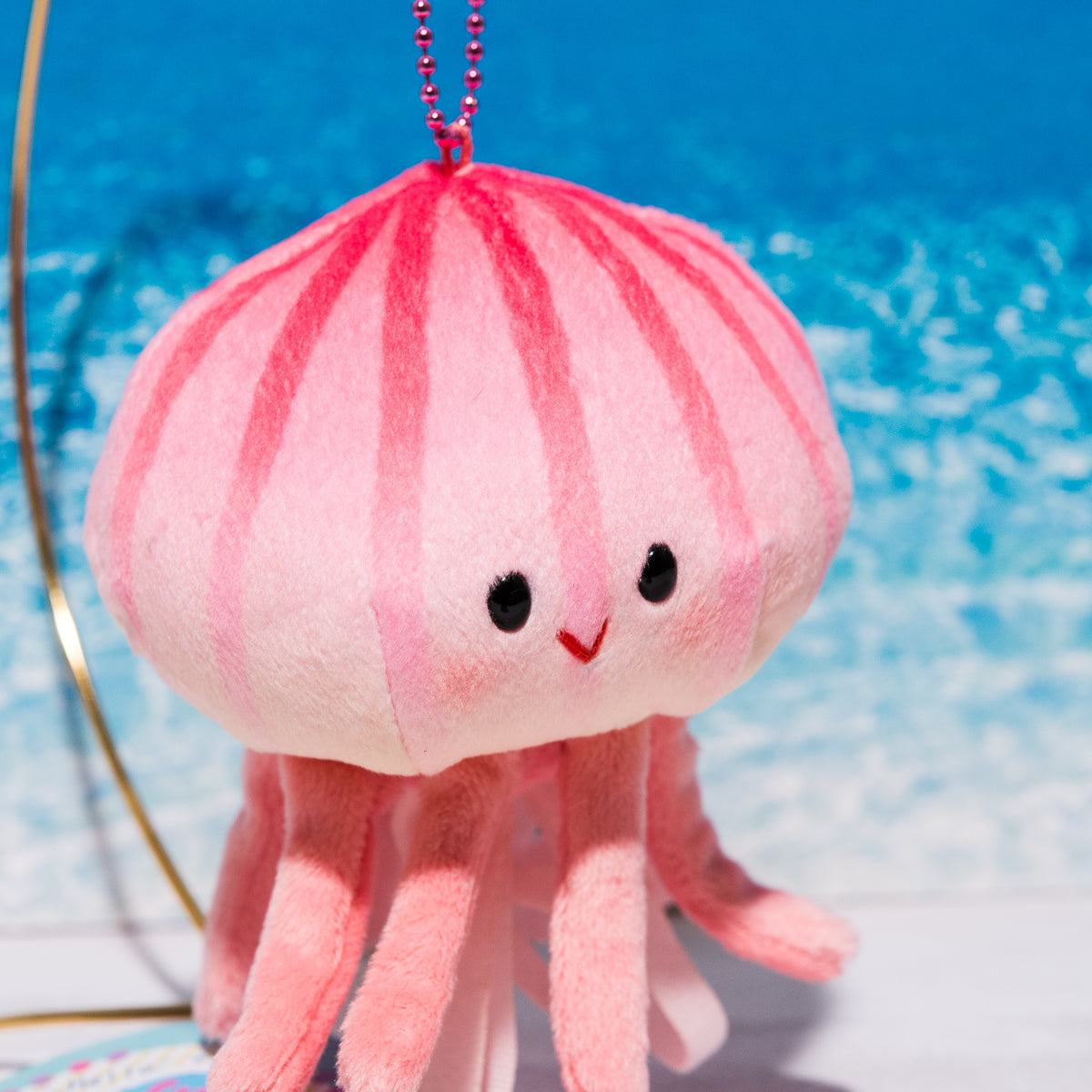 内藤デザイン研究所 ぬいぐるみ 海中散歩 くらげのプルモー マスコット(アカクラゲ)の右横顔