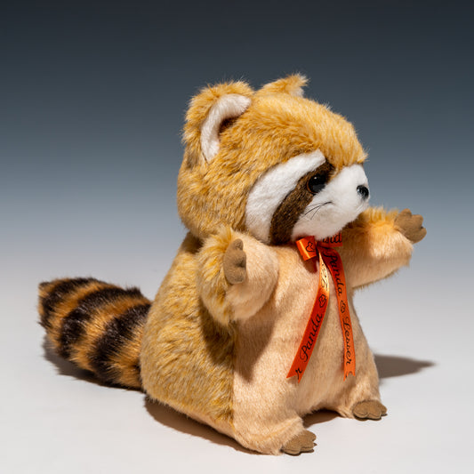 たけのこ TAKENOKO ぬいぐるみ レッサーパンダ SM 茶 28111 右横