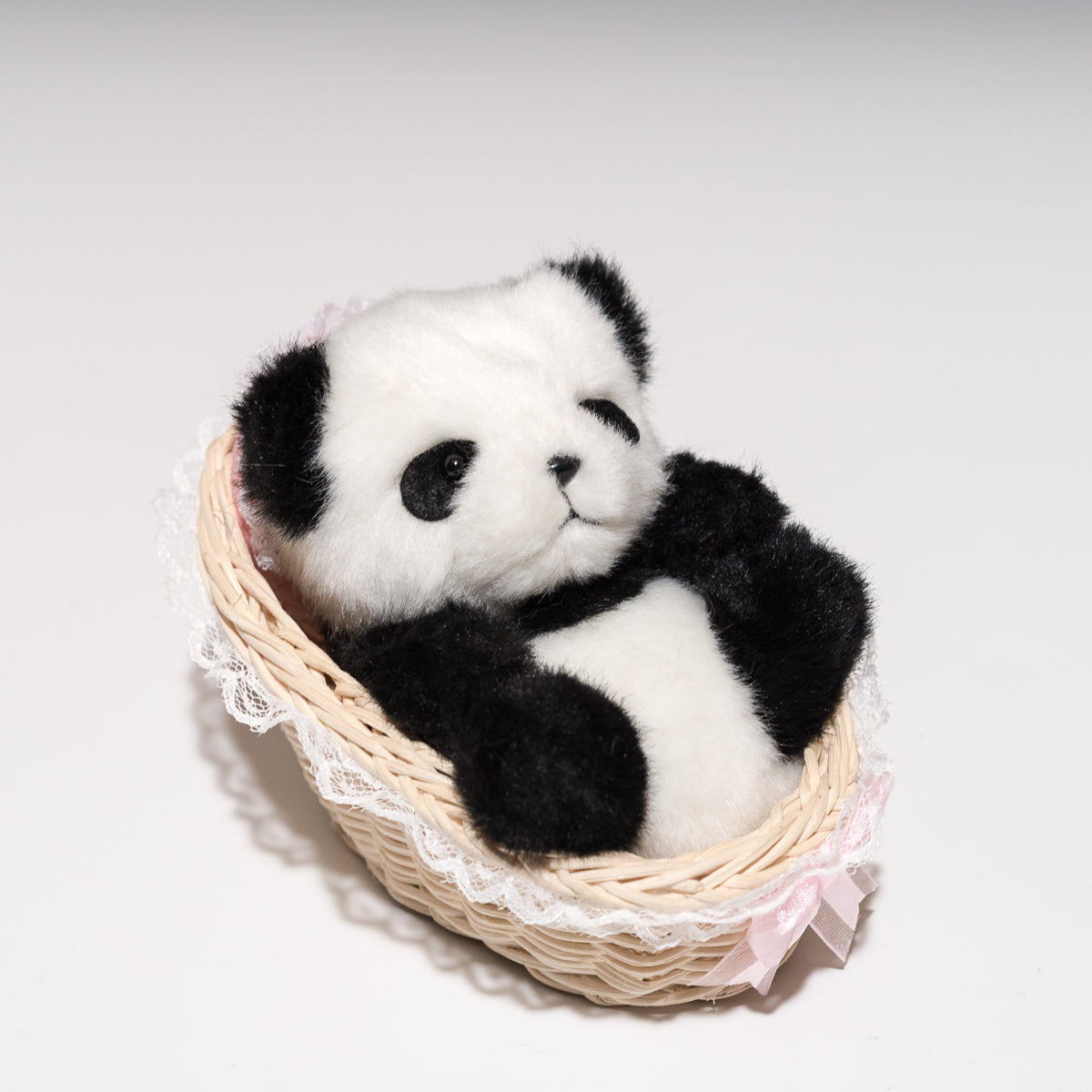 たけのこ TAKENOKO ぬいぐるみ パンダ赤ちゃん カゴ入りの正面3