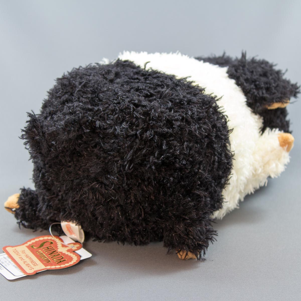 シナダ SHINADA ぬいぐるみ ベィビー ブー ハンプシャー Mの後ろ