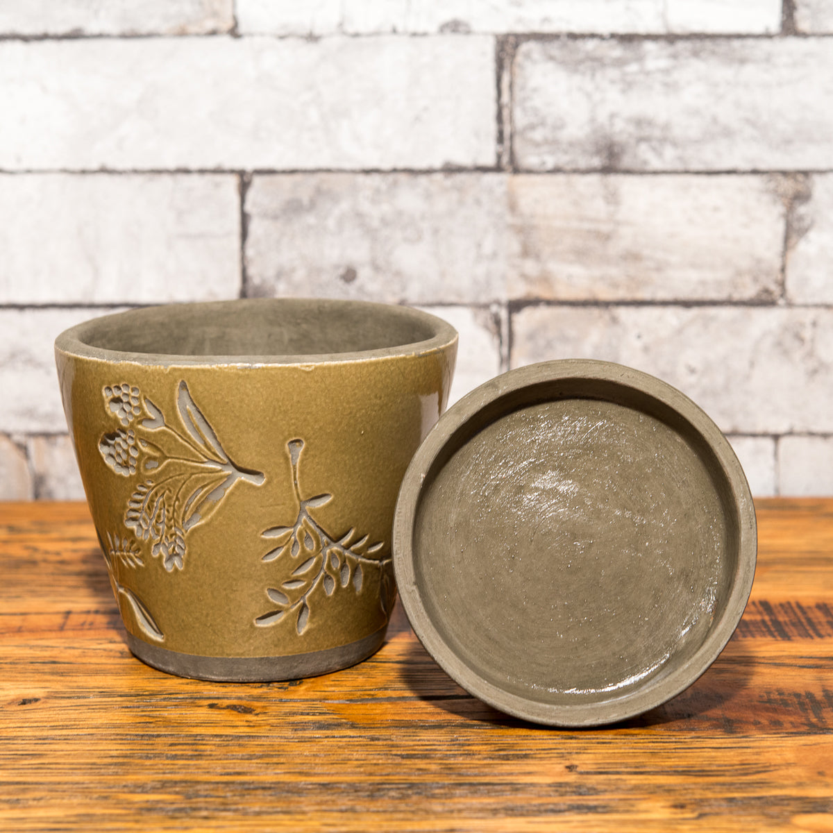 フルール Pot & Saucer(Celadon Green)の受け皿