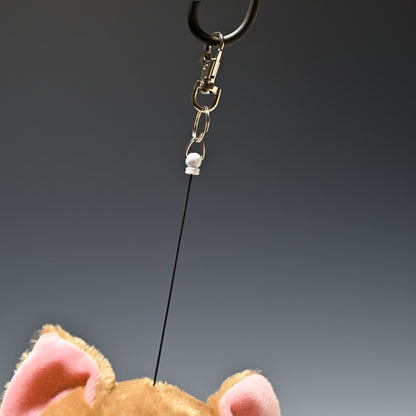 シナダ SHINADA ぬいぐるみ Big Face Cat ビックフェイスキャット リール付きパスケース チャシロ リールを伸ばしたところ
