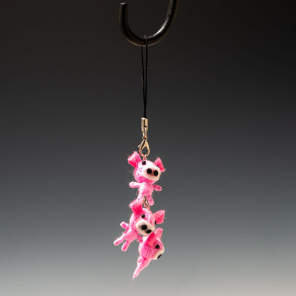 カラーズ ぬいぐるみ MIGAWARI 身代わり アニマルストラップ ブタ【健康運UP】正面