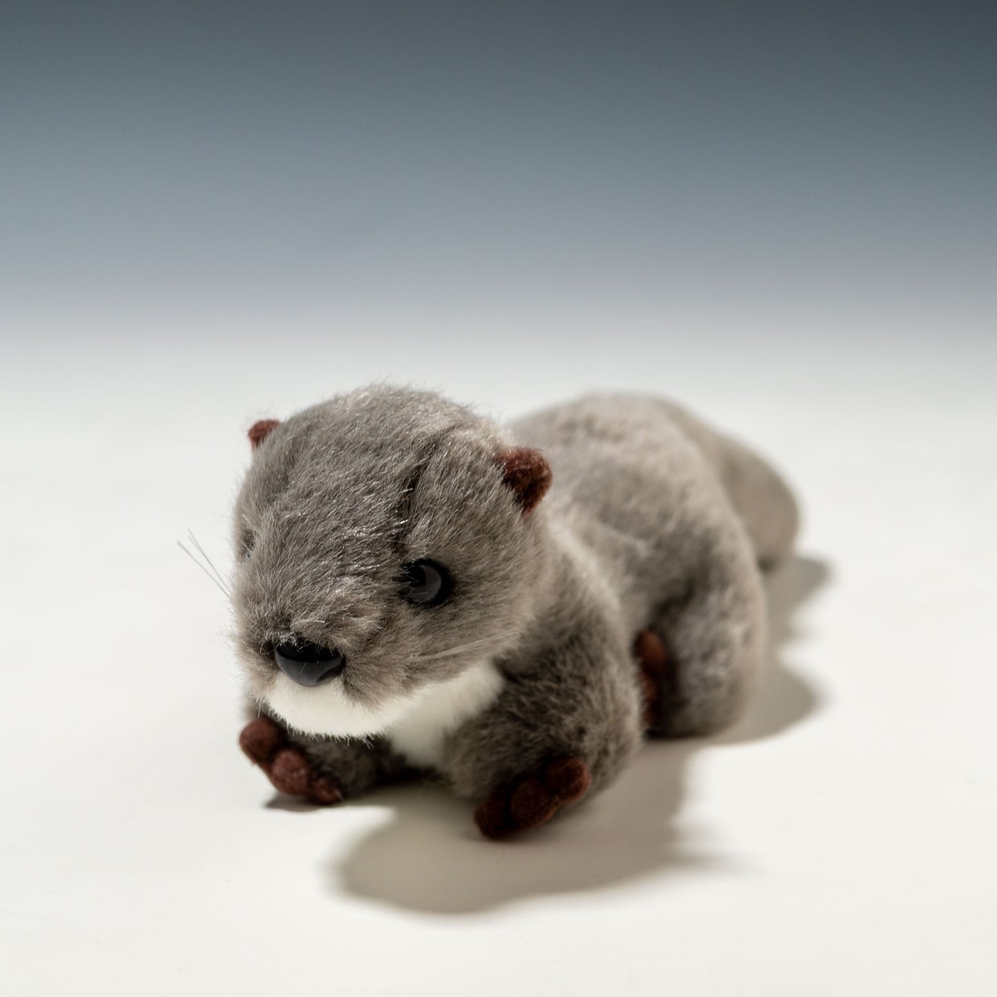 たけのこ TAKENOKO ぬいぐるみ マリンシリーズ カワウソ S グレー 80748 正面