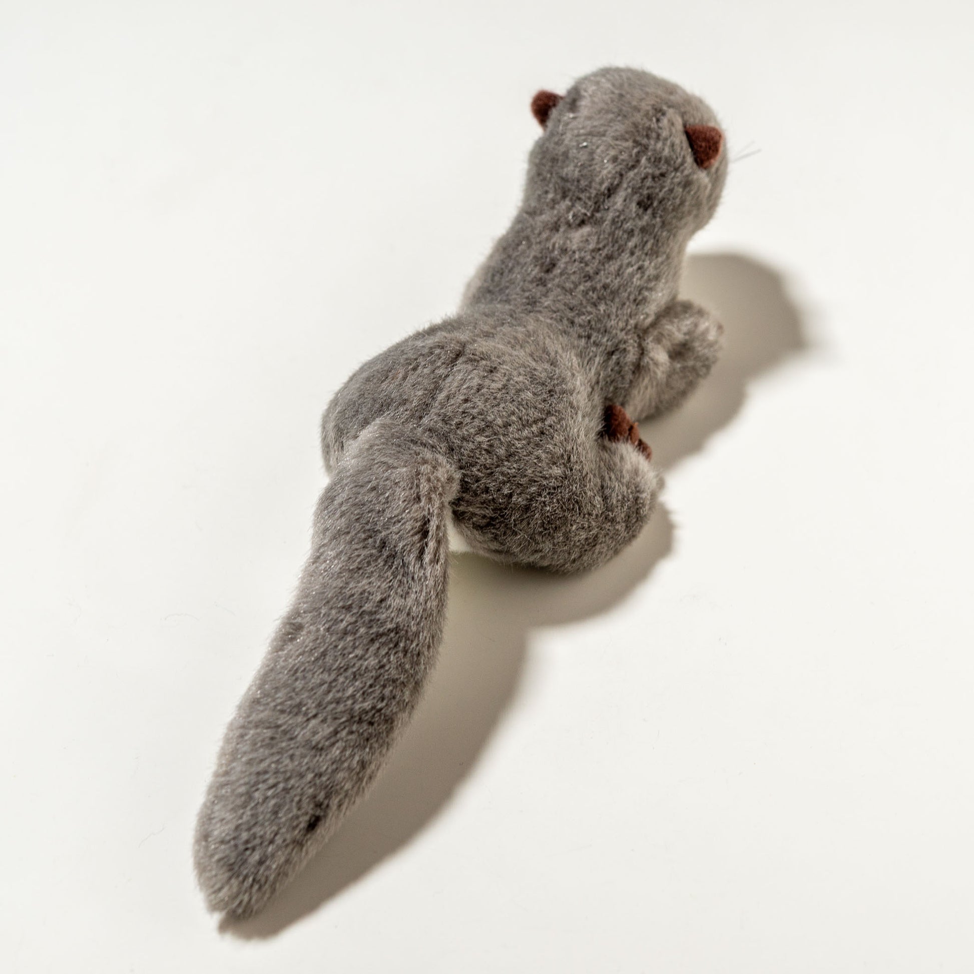 たけのこ TAKENOKO ぬいぐるみ マリンシリーズ カワウソ S グレー 80748 後ろ