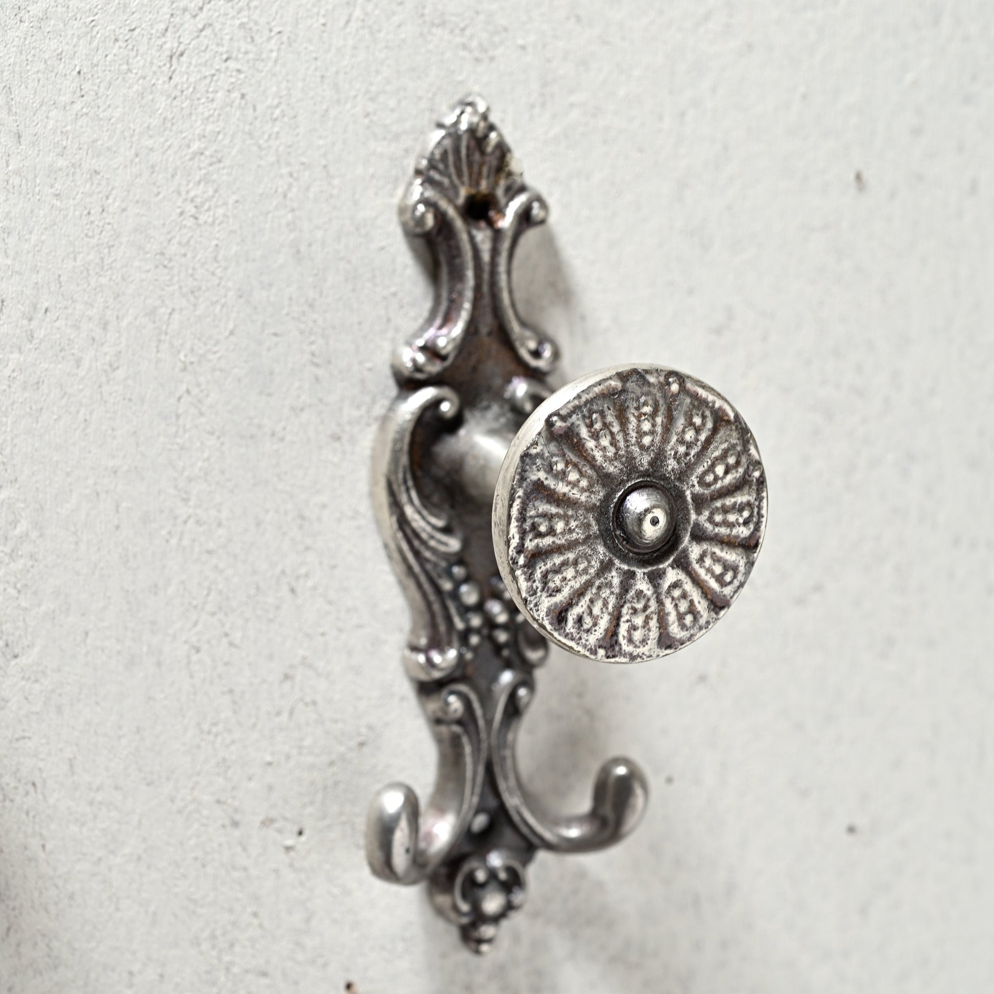 アルミニウム製 壁掛け クラシカル デコールウォールフック 2個セット アップ2