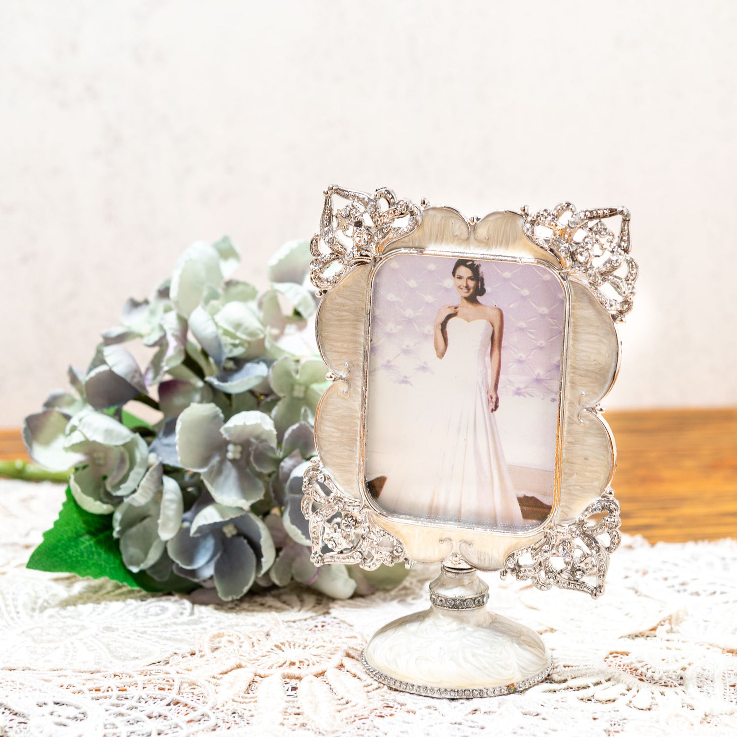 ピューター合金製 ラインストーン付きフォトフレーム 写真立て モンシェリー 正面