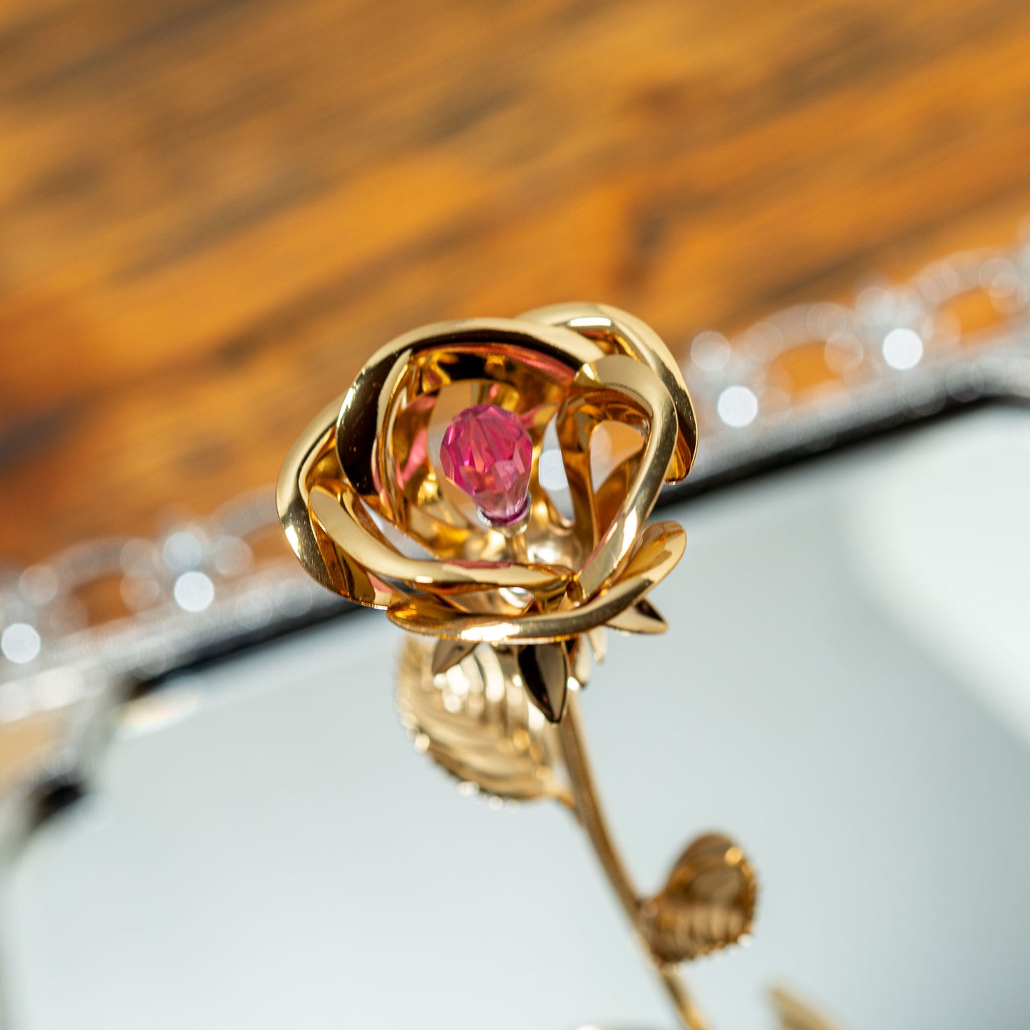 ロイヤルアーデン Royal Arden スワロフスキー Swarovski オーナメント ローズ 01603 アップ