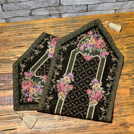 ベルギー製 ゴブラン織り タッセル付きテーブルセンターマット TRIANA グリーン 幅32.5cm 表面