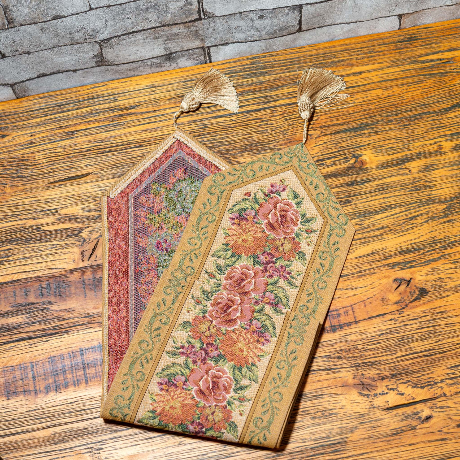 ベルギー製 ゴブラン織り タッセル付きテーブルランナー ベージュ 幅21cm 裏面