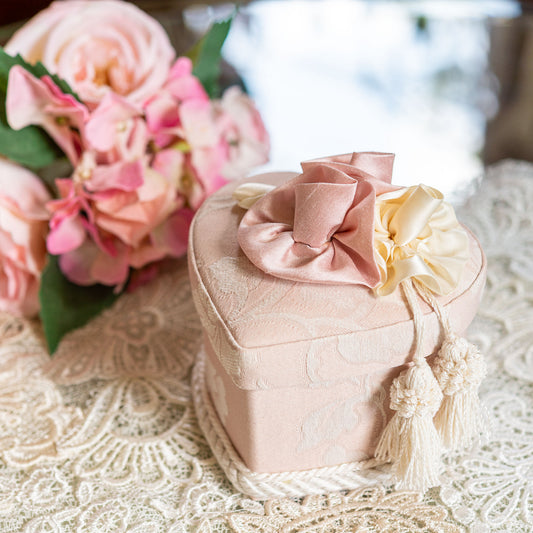 ジェニファーテイラー Jennifer Taylor ハートボックス 小物入れ Heirloom pink エアルームピンク 正面