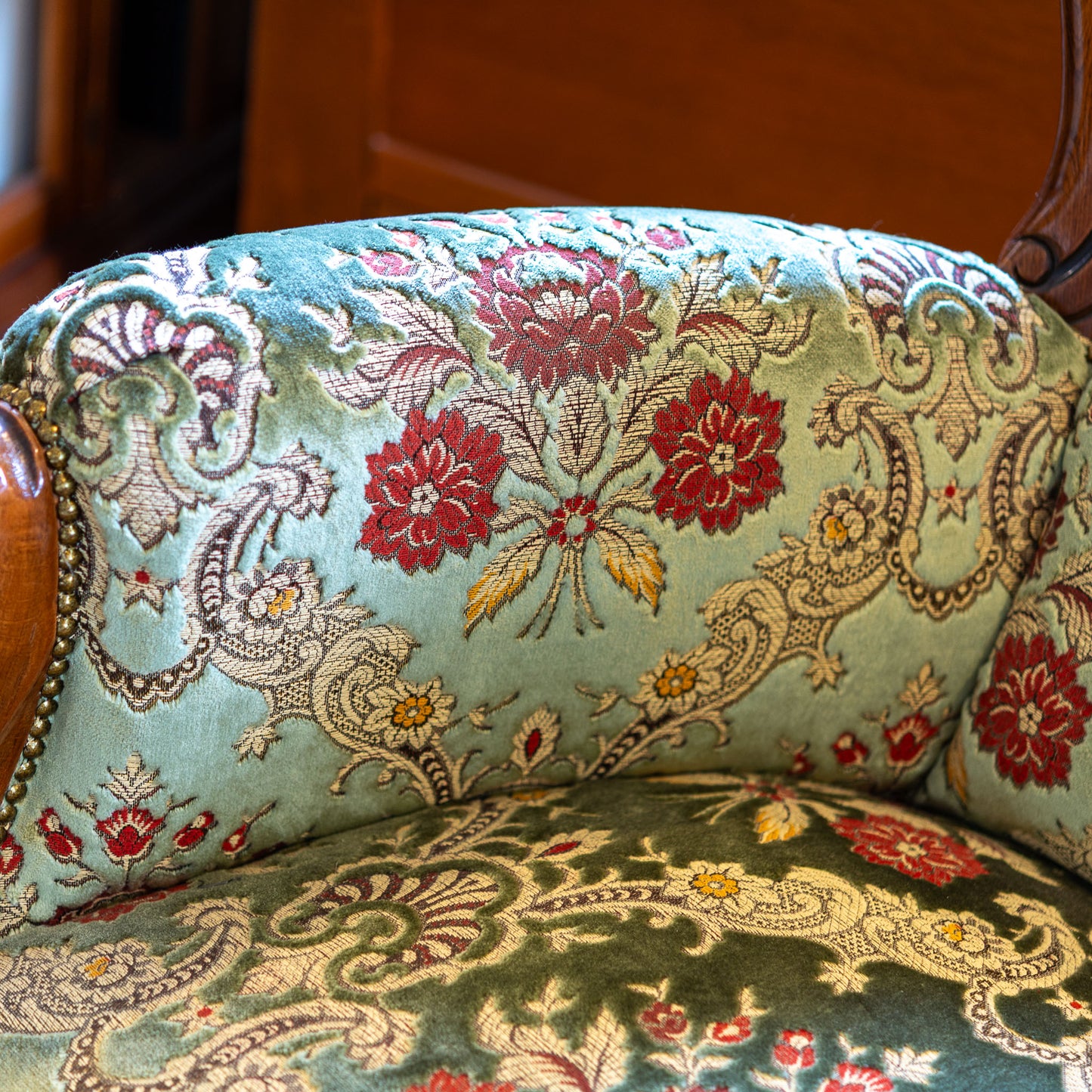 【アウトレット】イタリア製 金華山 木製 ハイバック アームチェアー グリーン 左袖アームアップ