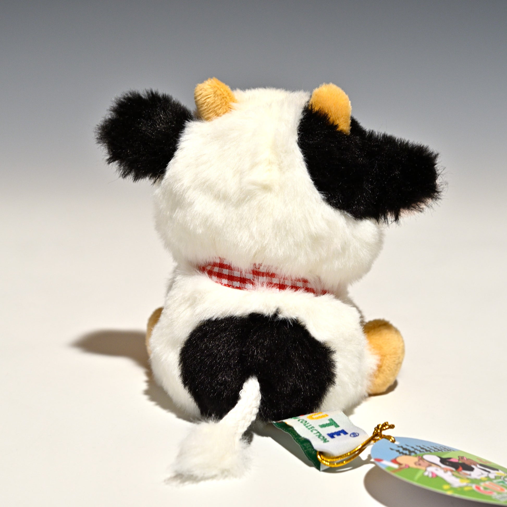 キュート販売 CUTE ぬいぐるみ ウシさんシリーズ おすわりウシさん SS F0272 後ろ