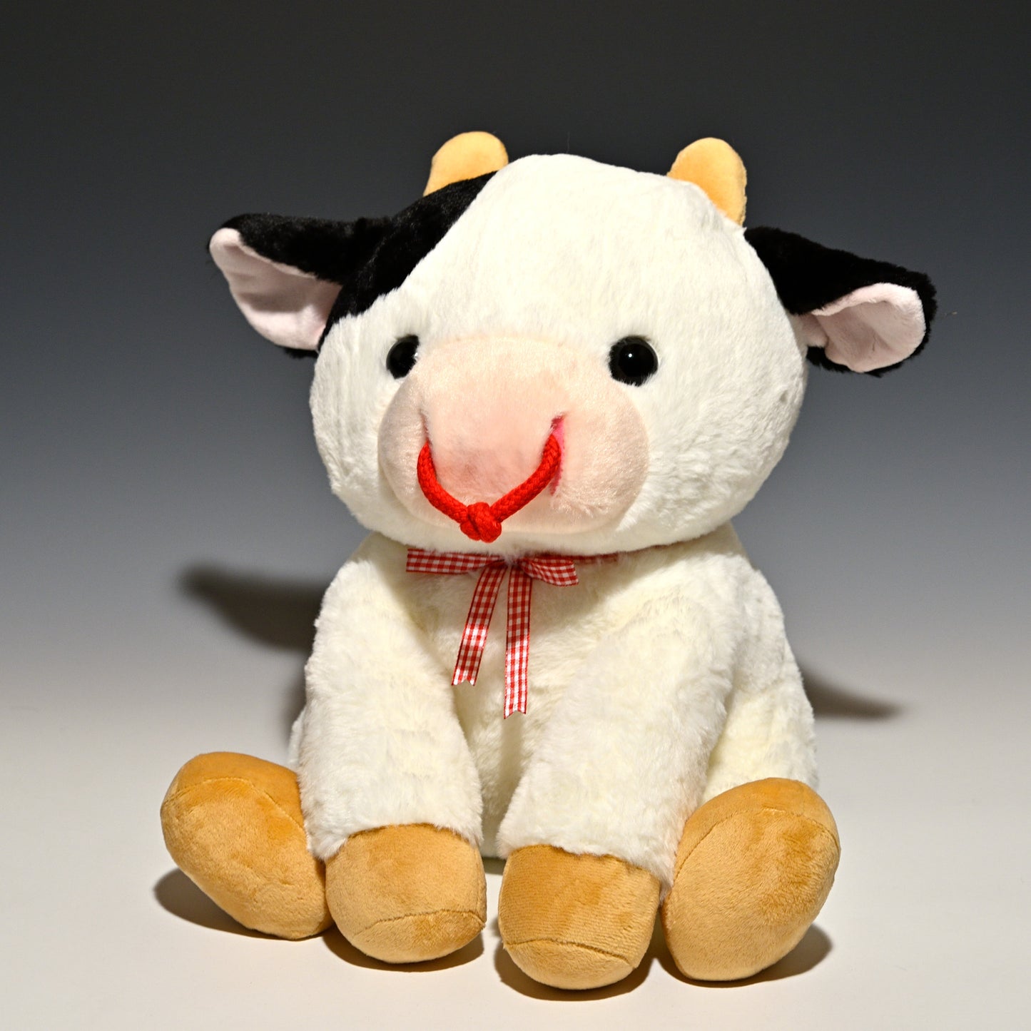 キュート販売 CUTE ぬいぐるみ ウシさんシリーズ おすわりウシさん L F0275 正面