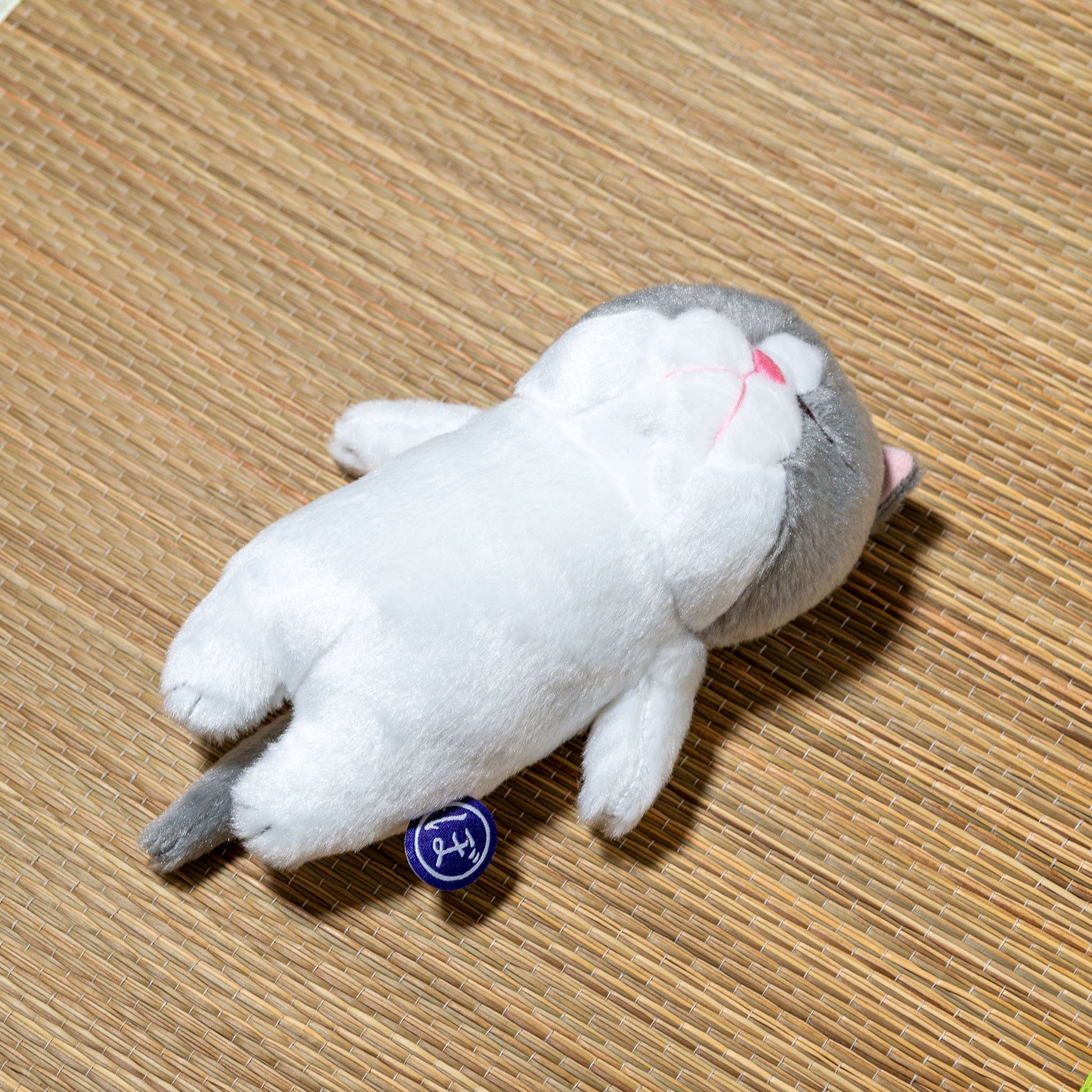 内藤デザイン研究所 ぬいぐるみ ぼうみたいなねこ ねずぼう 正面