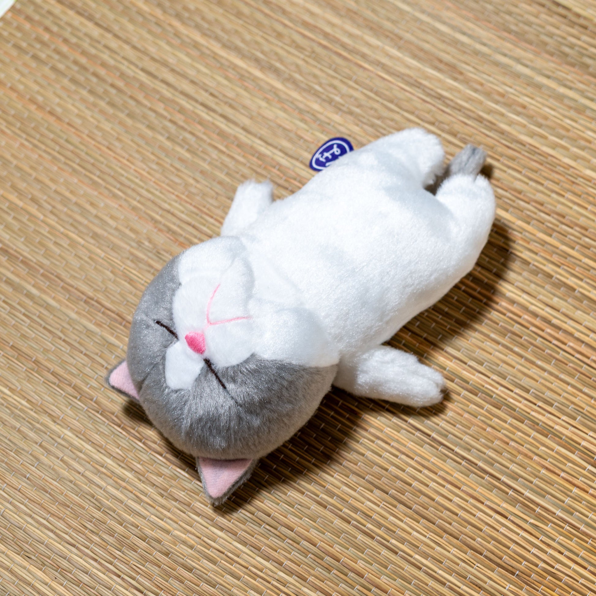 内藤デザイン研究所 ぬいぐるみ ぼうみたいなねこ ねずぼう 正面2