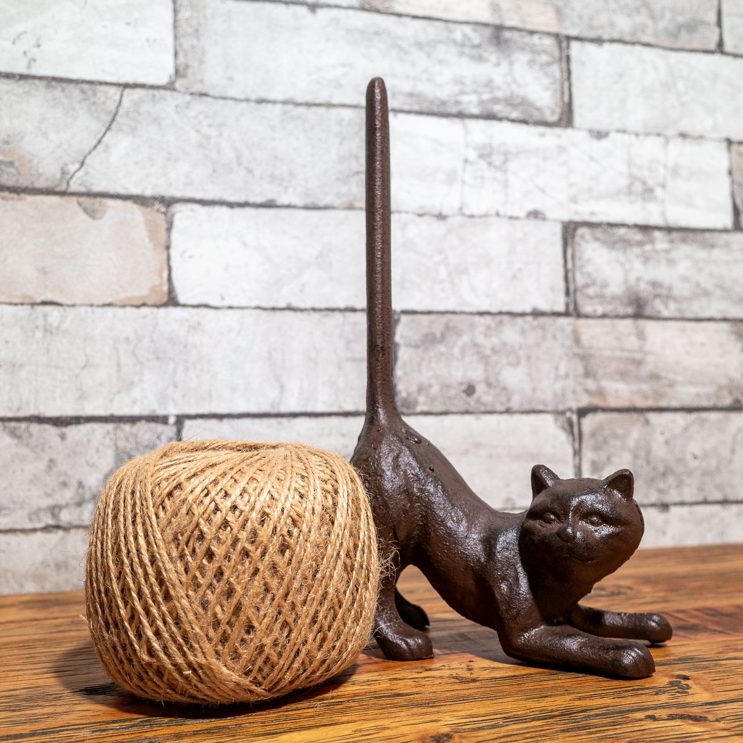 FOUNDER CAT TWINE HOLDER 鋳物製 置物 猫型 麻ひもホルダー アップ