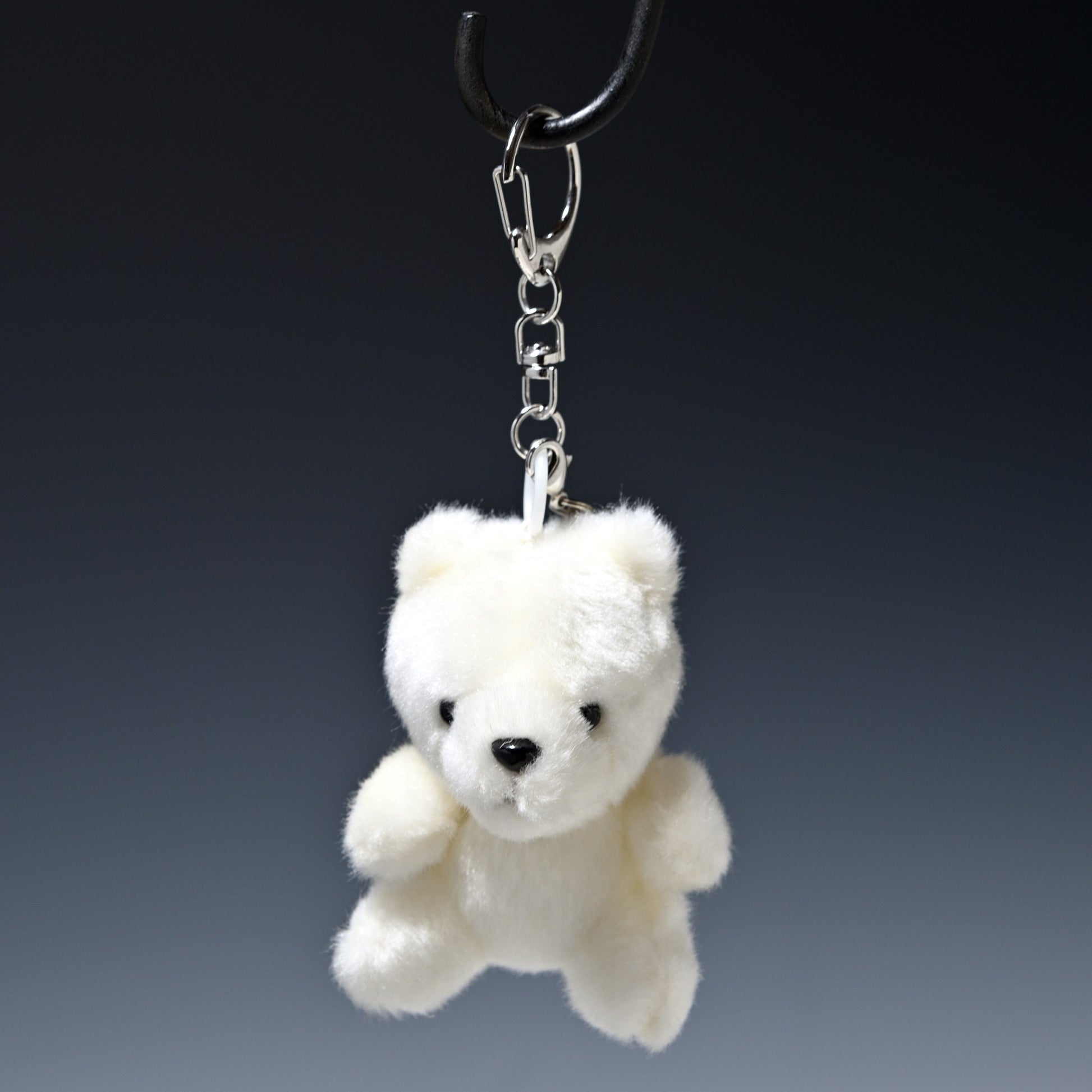 たけのこ TAKENOKO ぬいぐるみ ぶるぶるマスコット 白クマ 68838 ぶら下げた正面