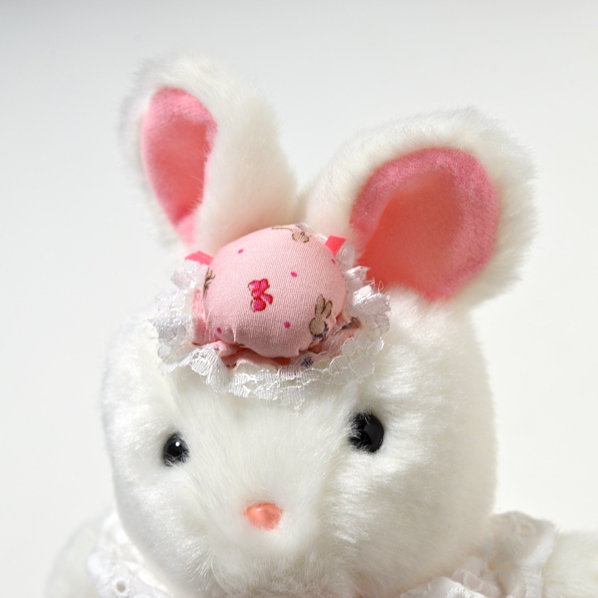 NAO 陶器人形 1026 ウッドランドフレンズ woodland Friends ポーセリン ナオ フィギュリ 女の子 うさぎ リヤドロ LLADRO 置物 札幌 北20条店 NAO 陶器人形 1026 ウッドランドフレンズ woodland Friends ポーセリン