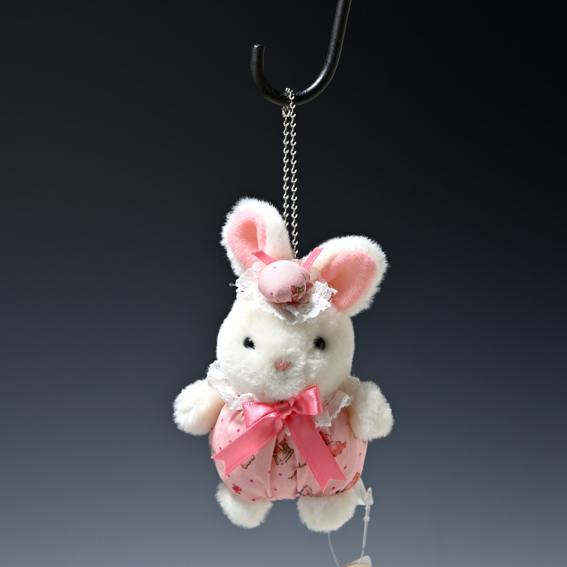 たけのこ TAKENOKO ぬいぐるみ プチぶらんでーと ボールチェーン ウサギ 90200 ぶら下げた正面