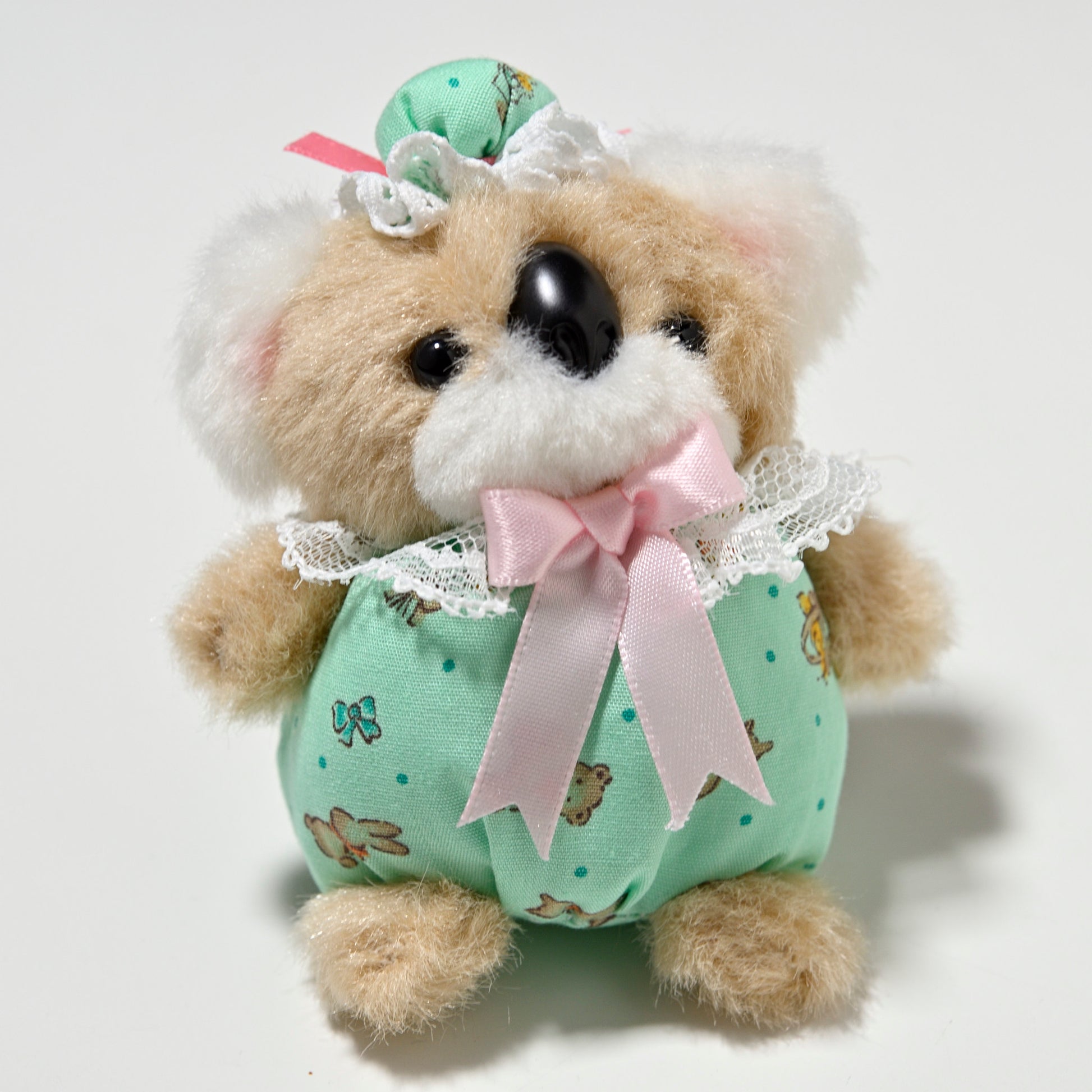 たけのこ TAKENOKO ぬいぐるみ プチぶらんでーと ボールチェーン コアラ 90206 右横顔