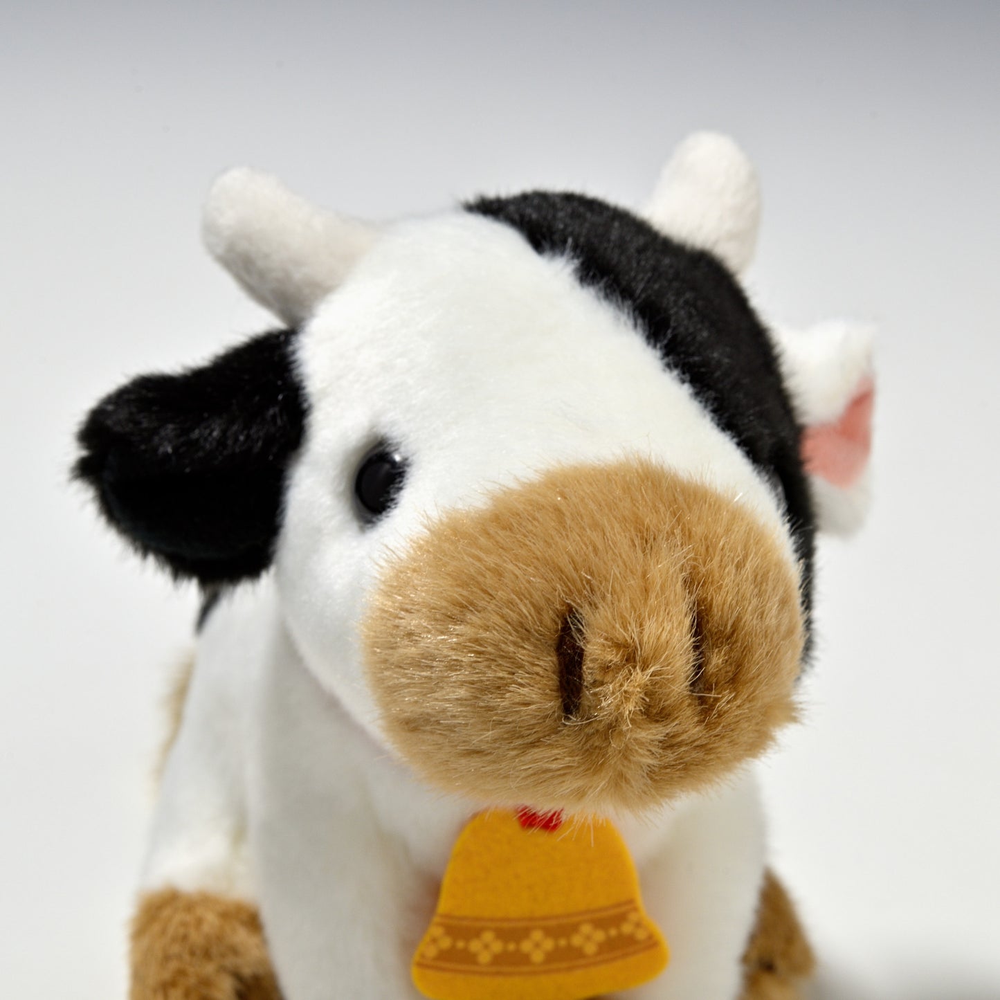 吉徳 ぬいぐるみ りくのなかまたち カウベルつき うし 180600 右横顔