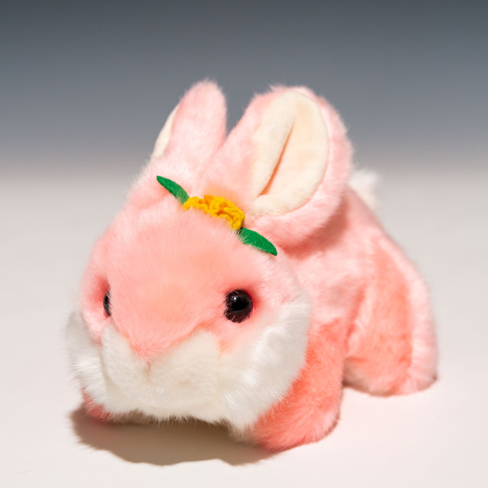ウサギ S ピンク F0105 | キュート販売 CUTEの正面