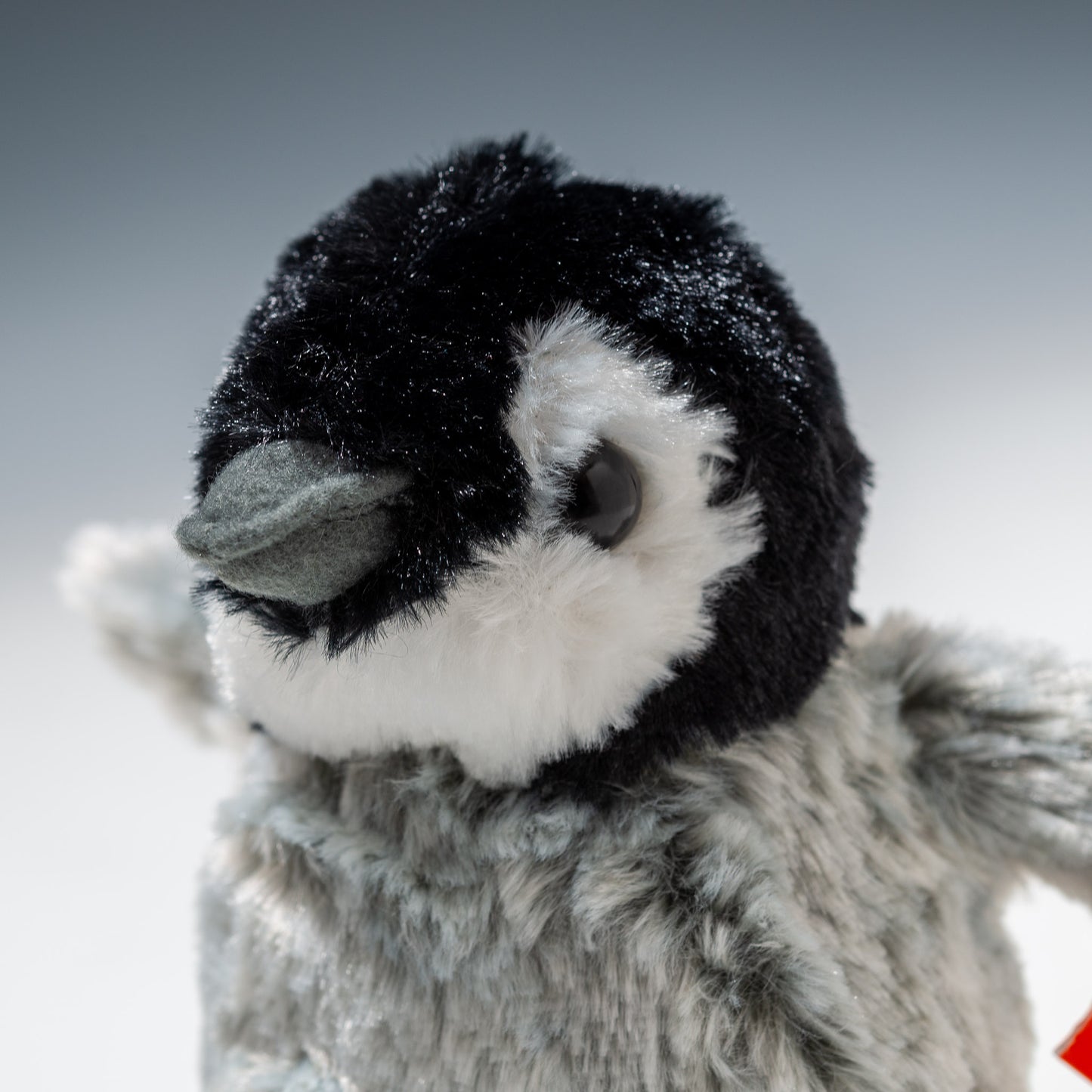 コウテイペンギン 赤ちゃん 8” 10844 | ワイルドリパブリック WILD REPUBLICの右横顔